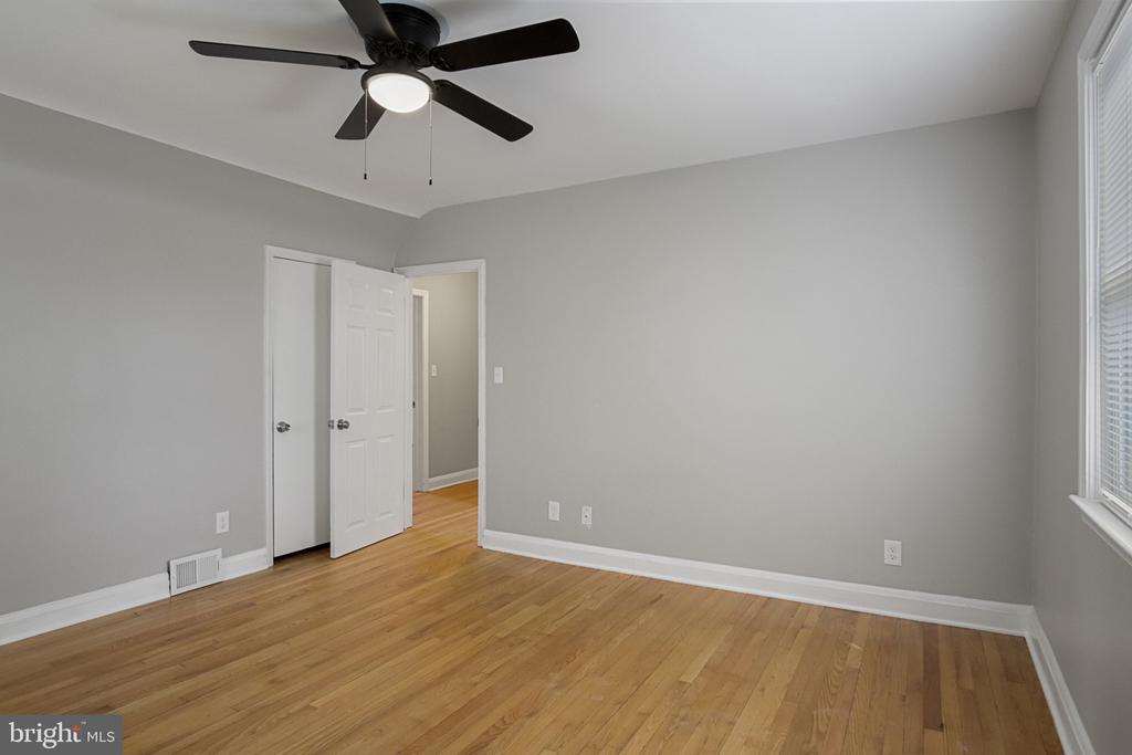 608 Farmhurst