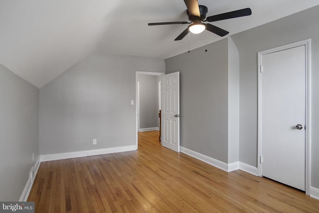 608 Farmhurst