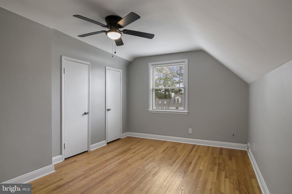 608 Farmhurst
