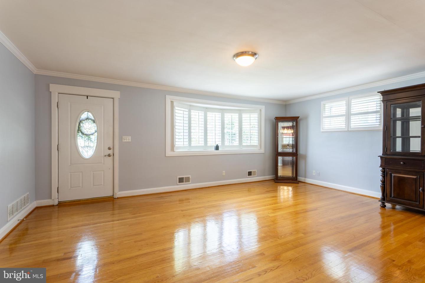 823 Kellogg Rd