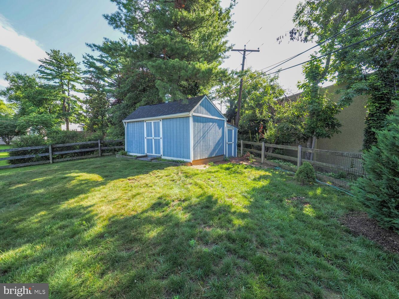 823 Kellogg Rd