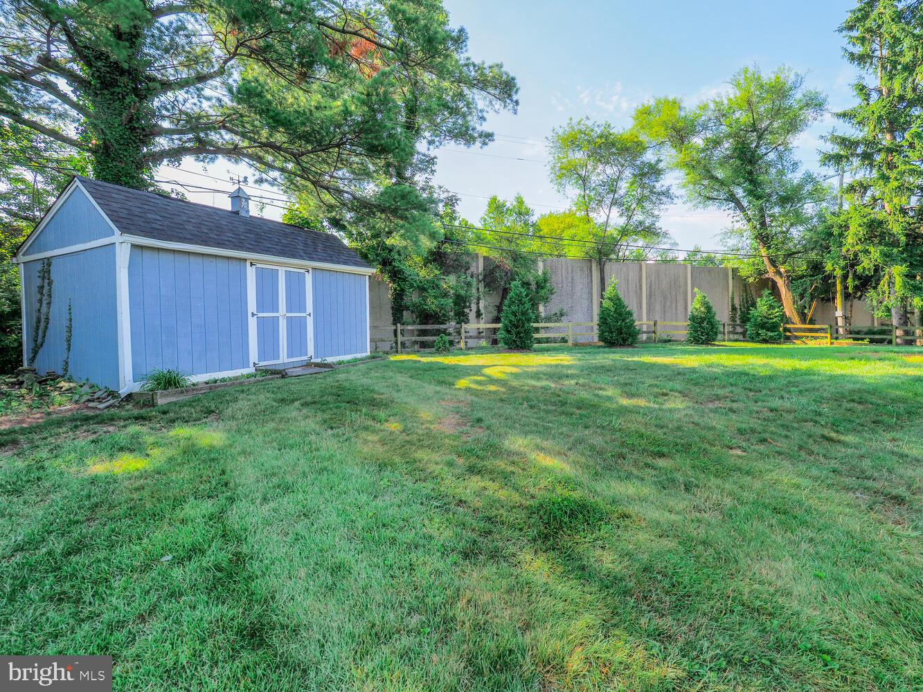 823 Kellogg Rd
