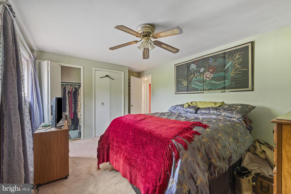 615 Kahn Dr