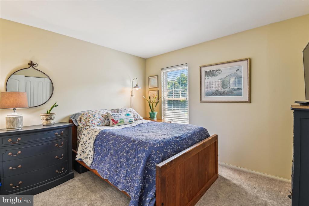 7138 Olivia Rd