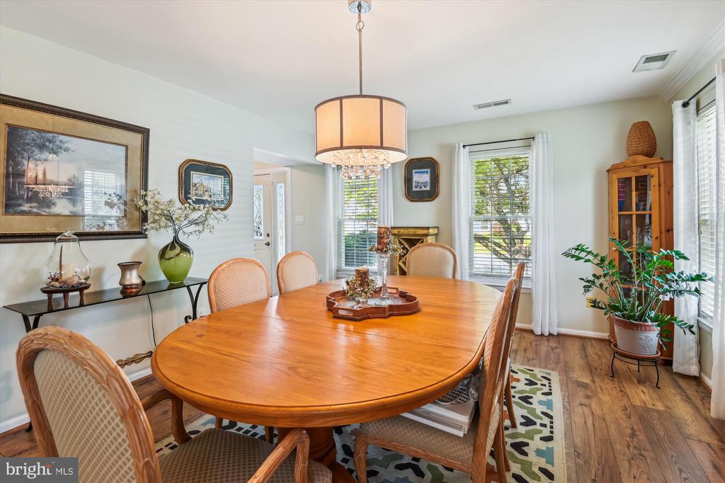 7138 Olivia Rd