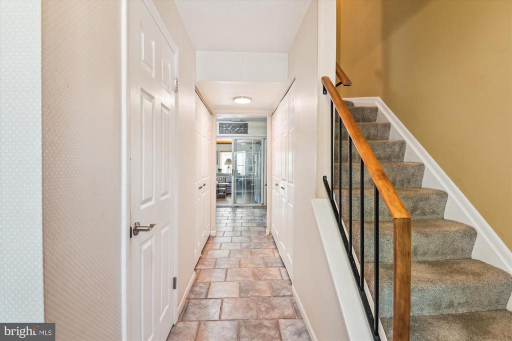7138 Olivia Rd