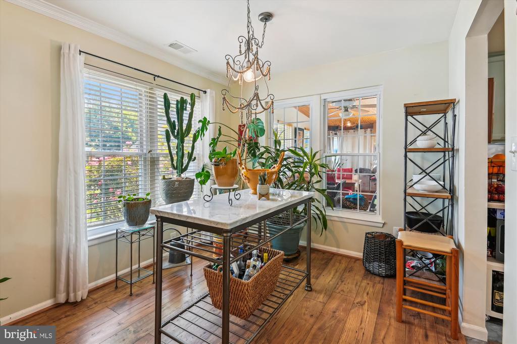 7138 Olivia Rd