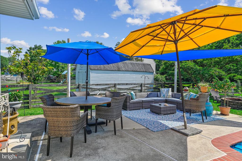 7138 Olivia Rd