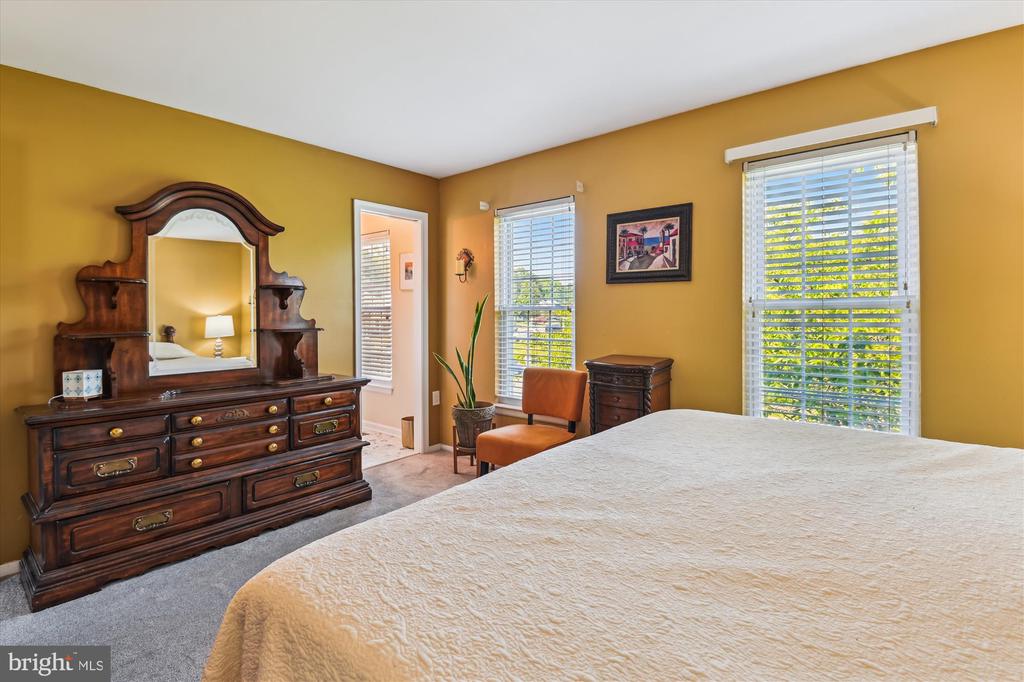 7138 Olivia Rd