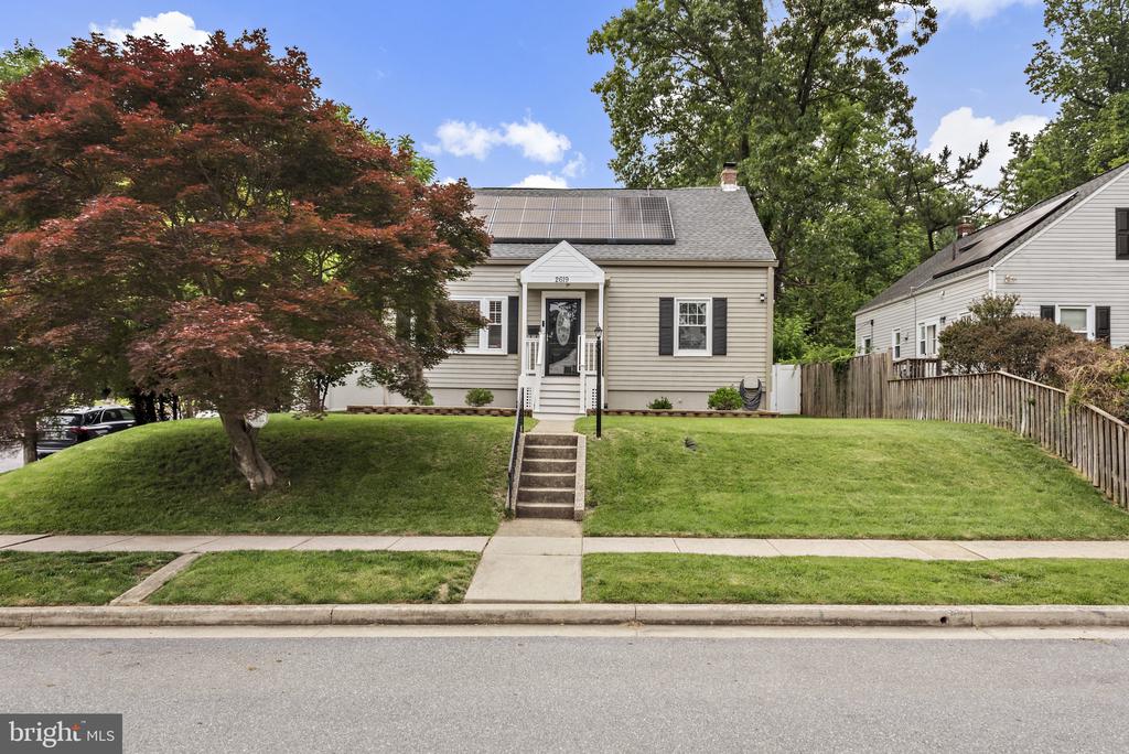 2619 Poplar Dr