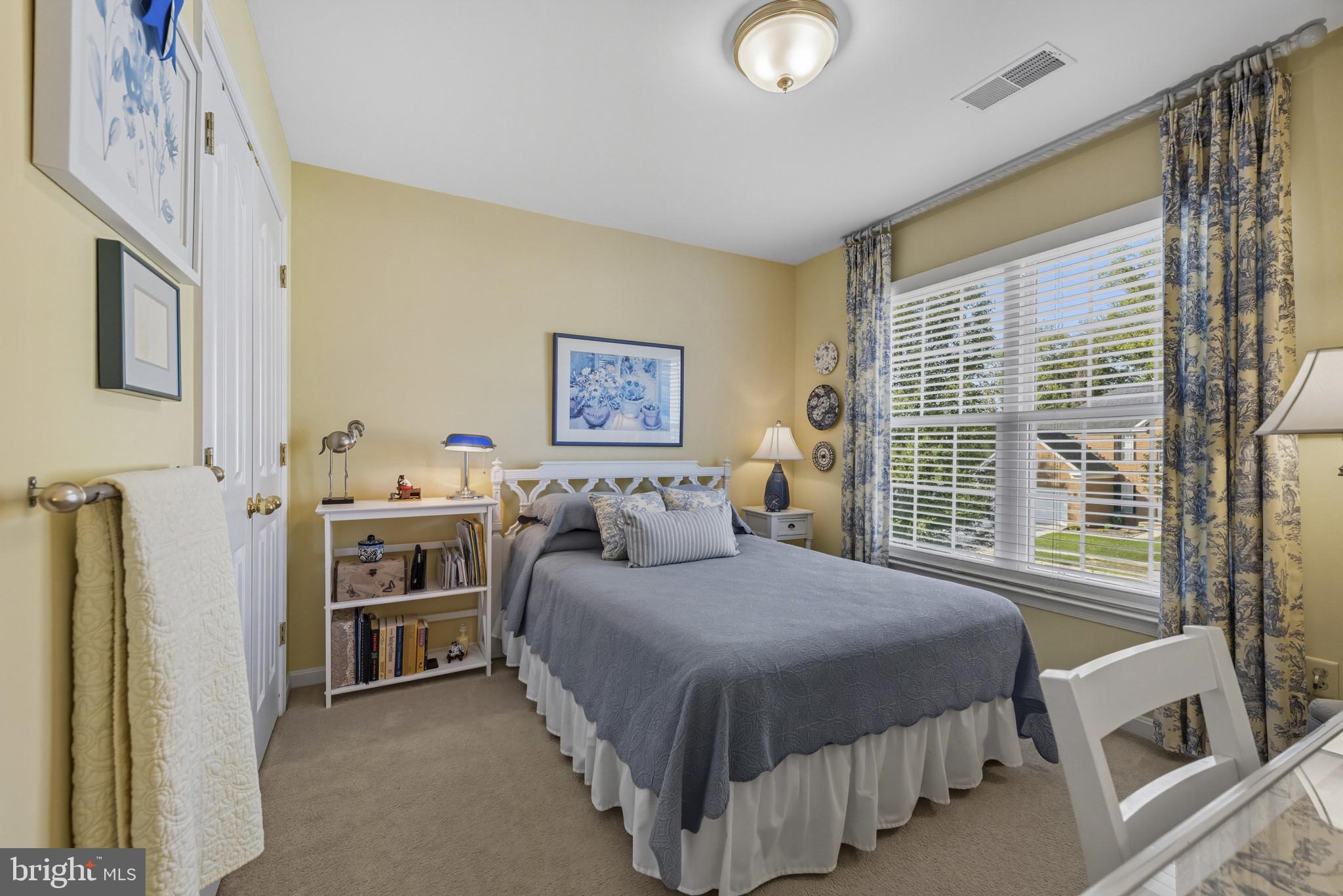 9105 AMBER OAKS WAY