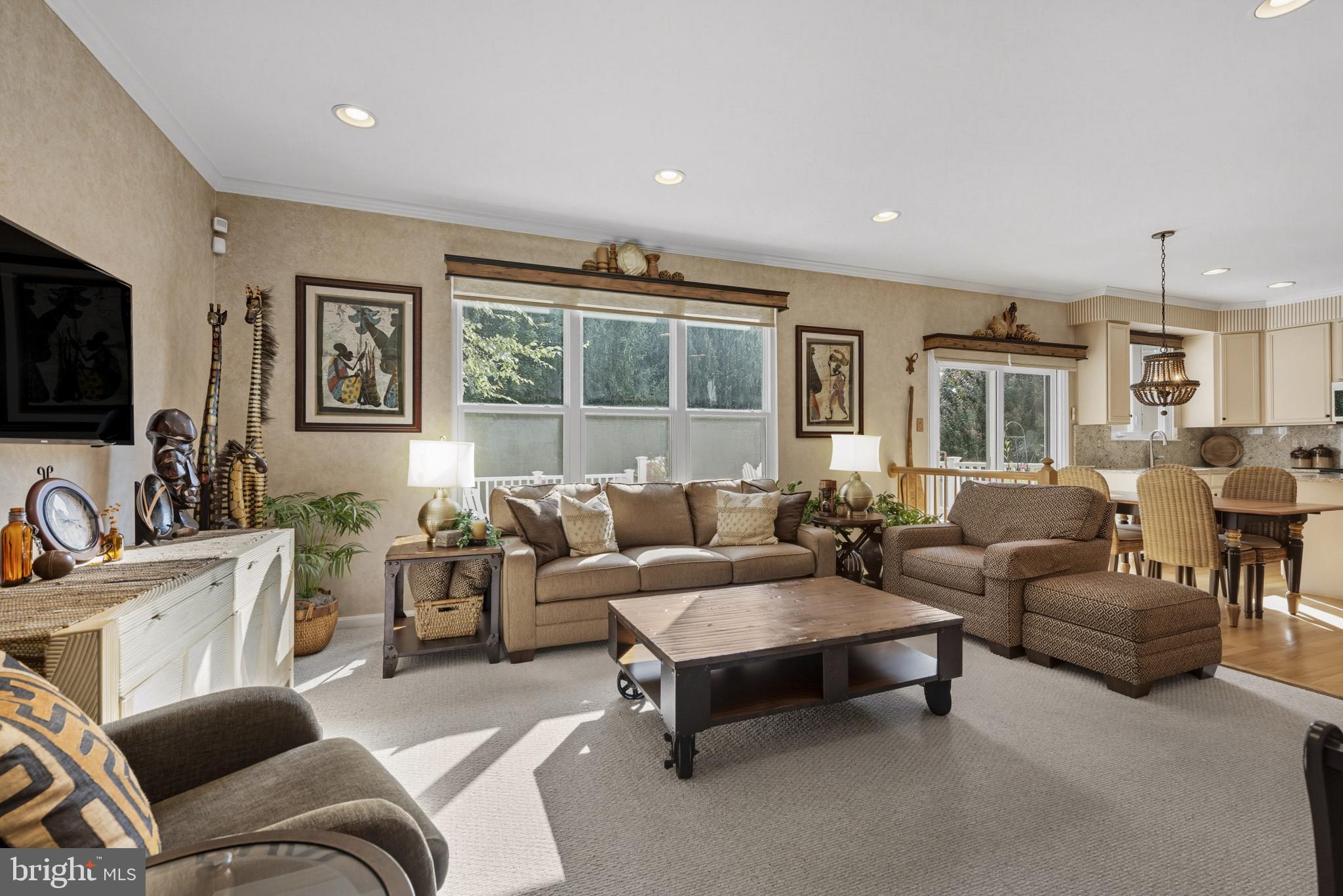 9105 AMBER OAKS WAY