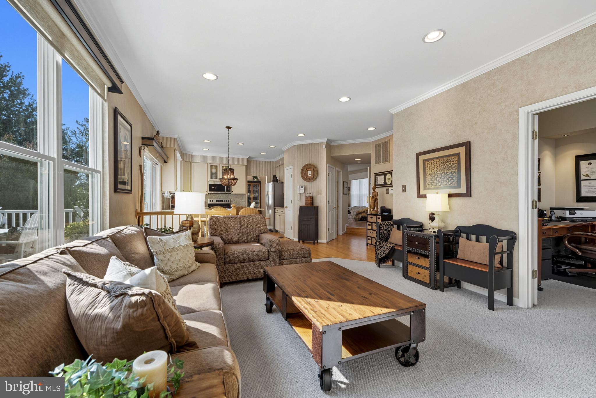 9105 AMBER OAKS WAY
