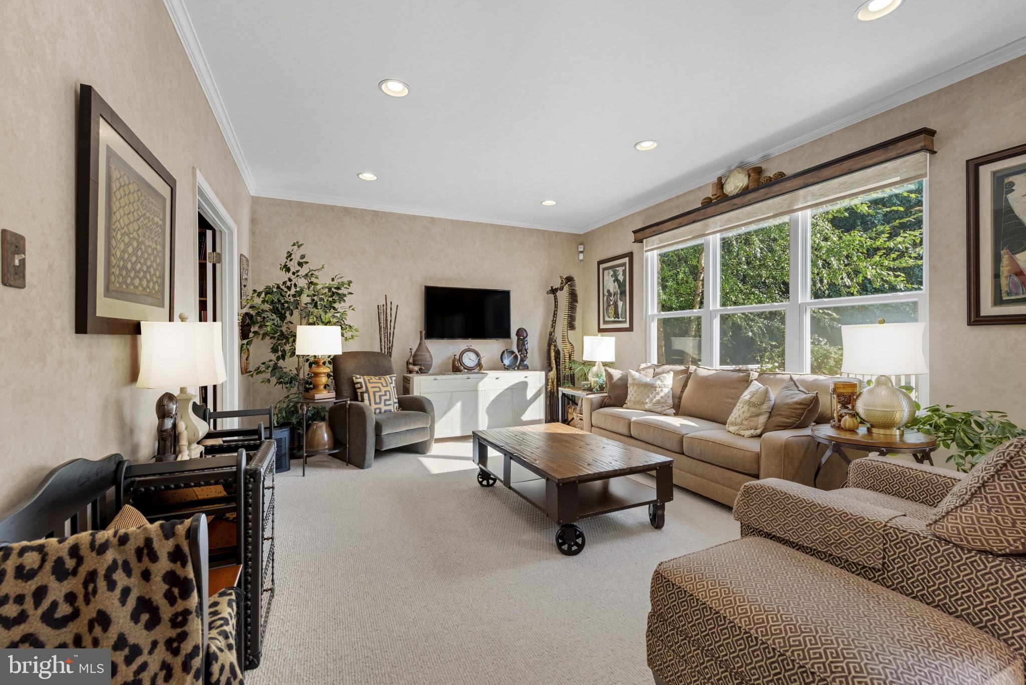 9105 AMBER OAKS WAY