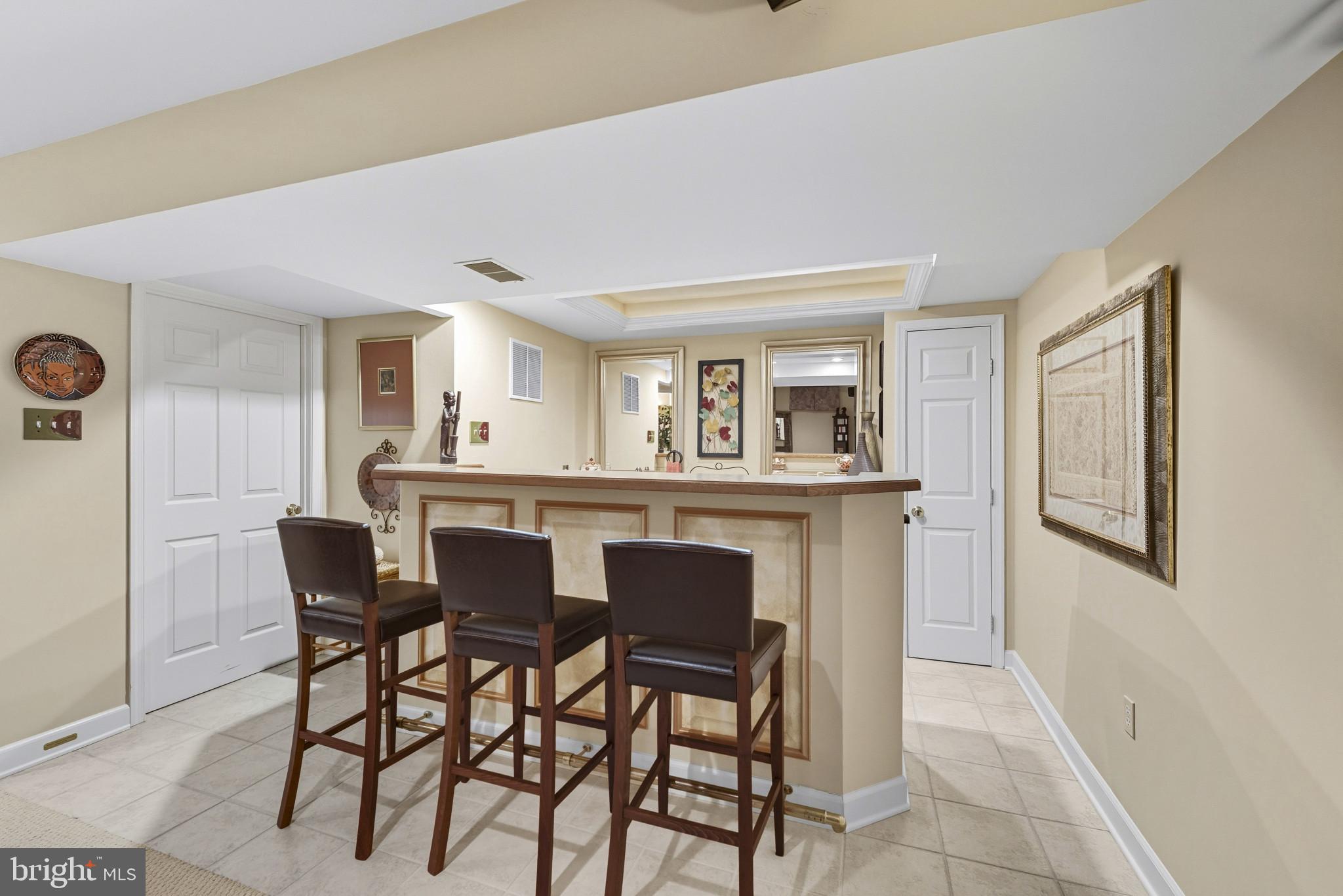 9105 AMBER OAKS WAY