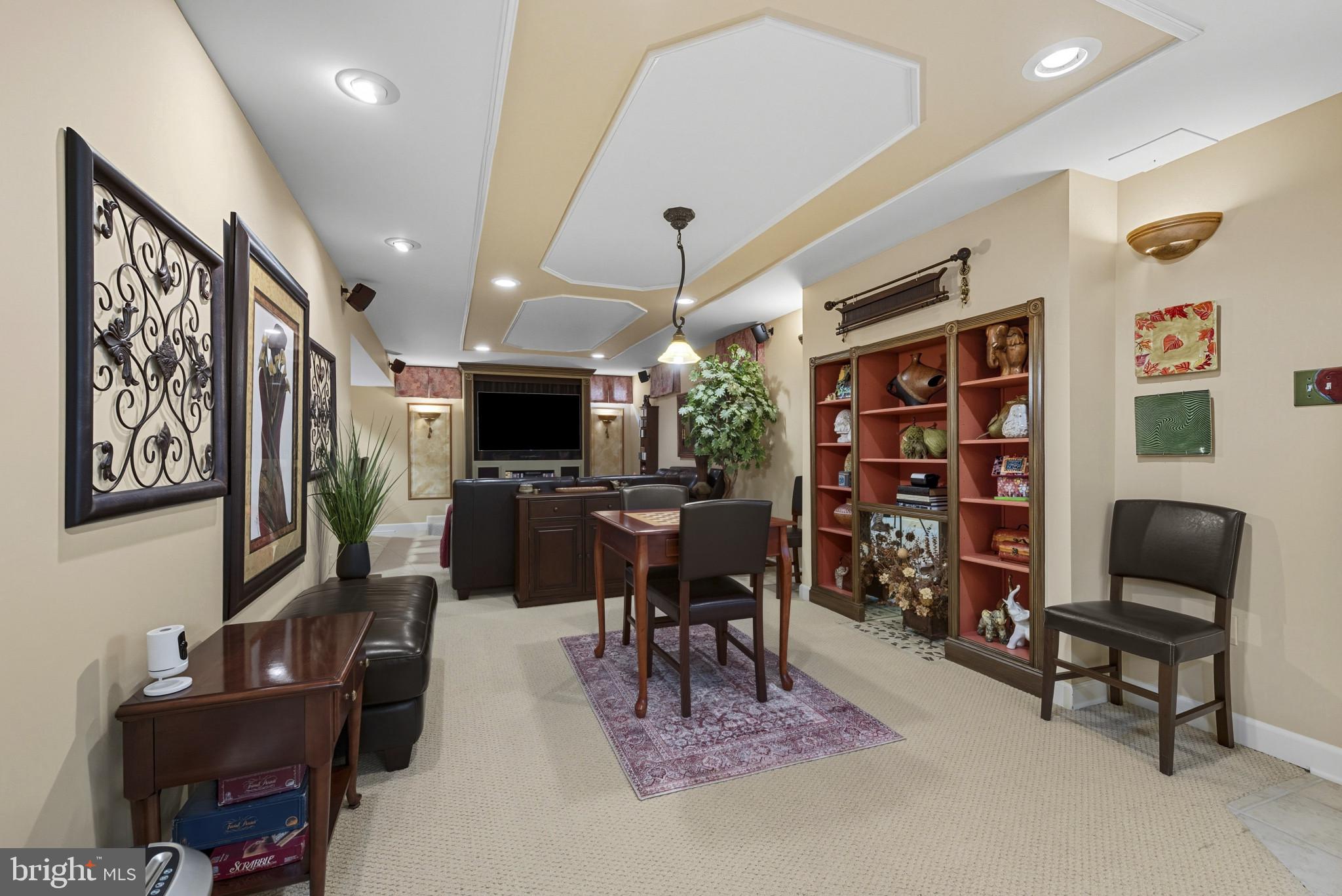 9105 AMBER OAKS WAY