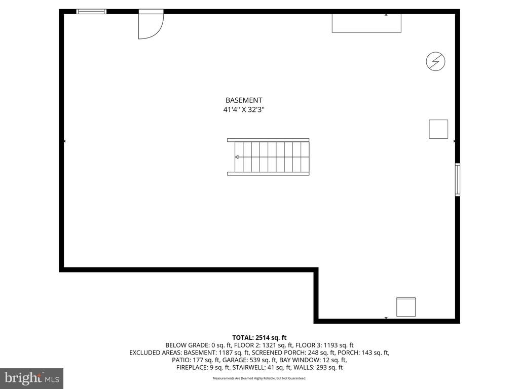 4 PHEASANT WOOD COURT