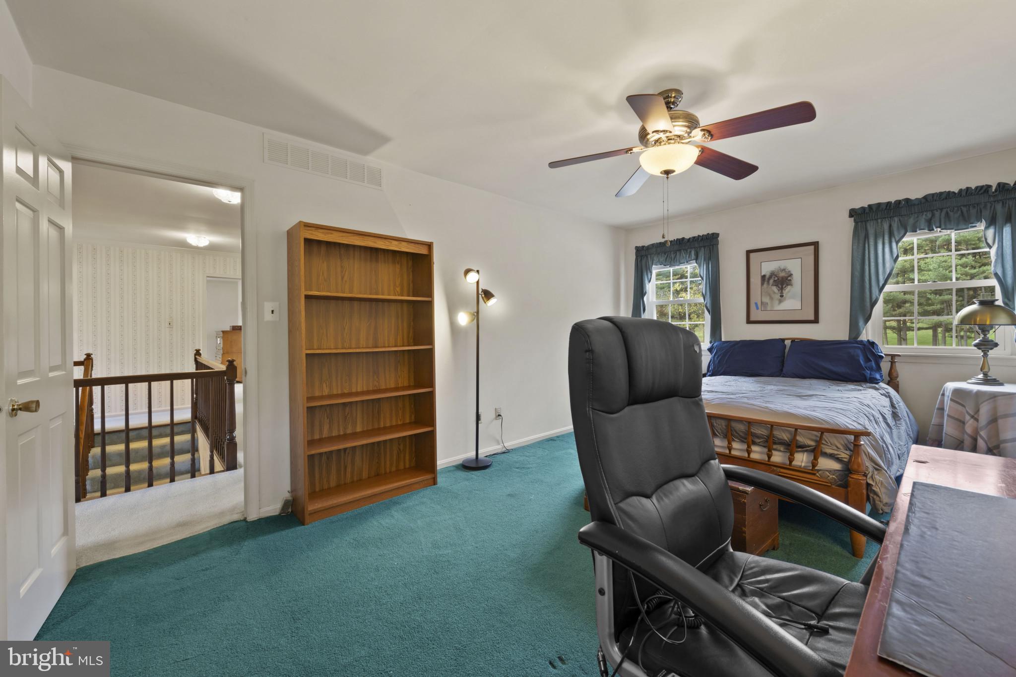 4 PHEASANT WOOD COURT