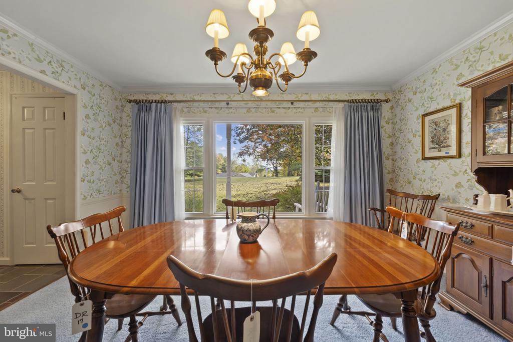 4 PHEASANT WOOD COURT