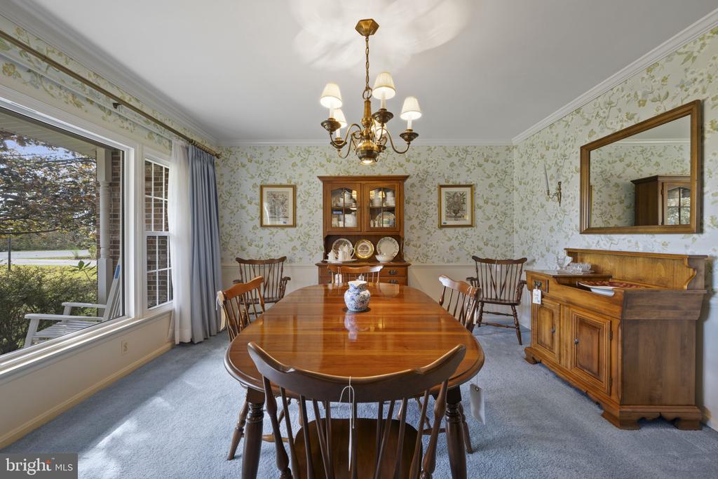 4 PHEASANT WOOD COURT