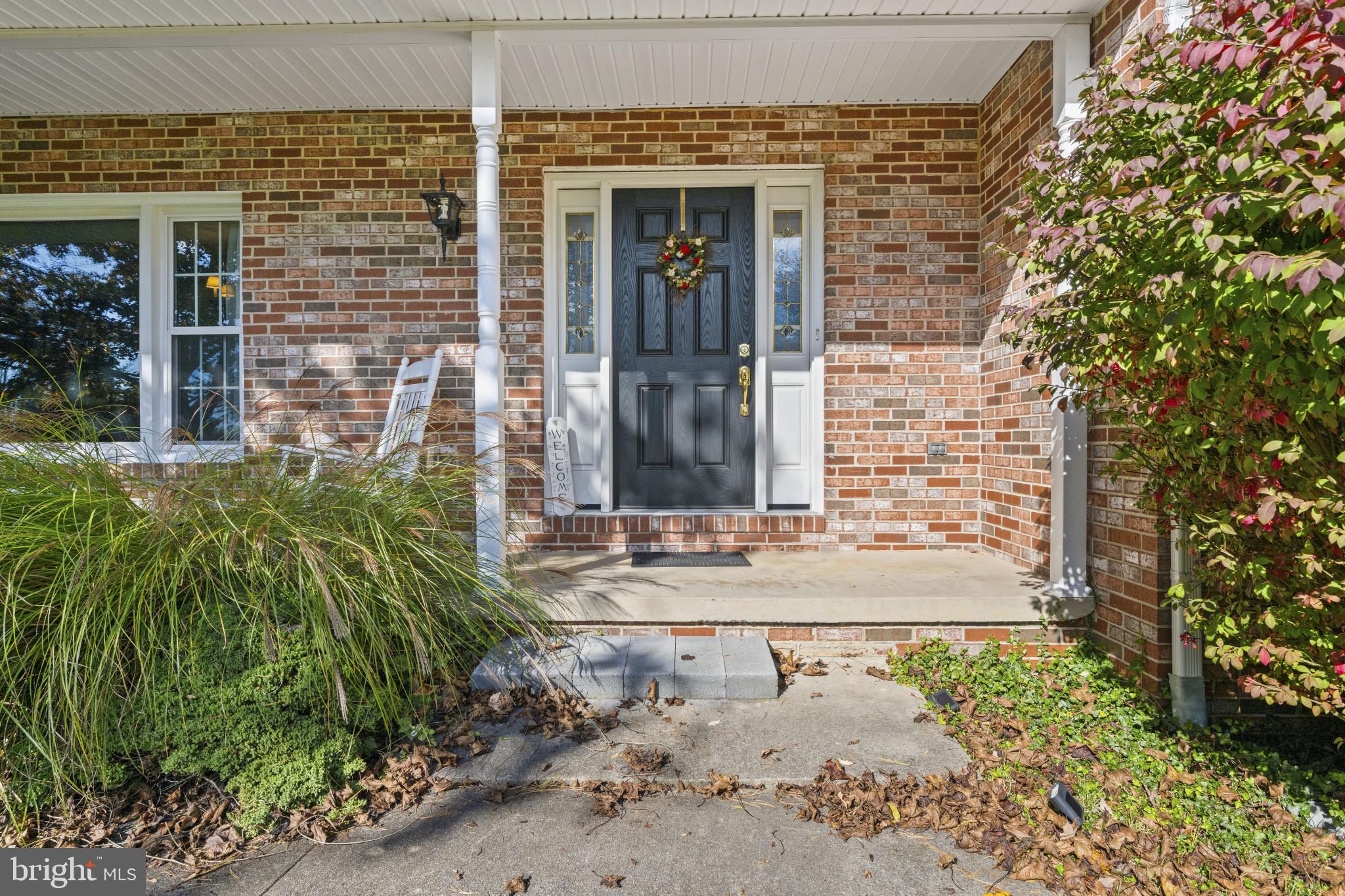 4 PHEASANT WOOD COURT