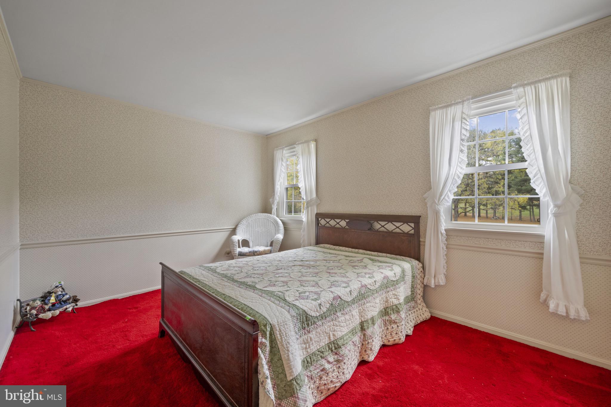 4 PHEASANT WOOD COURT