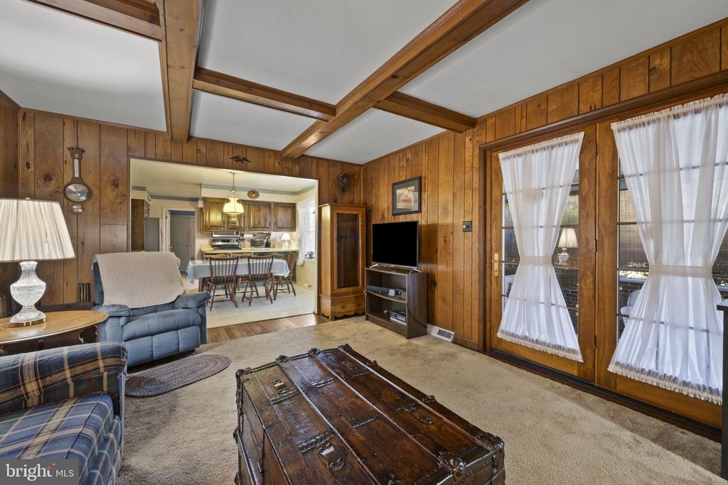 4 PHEASANT WOOD COURT