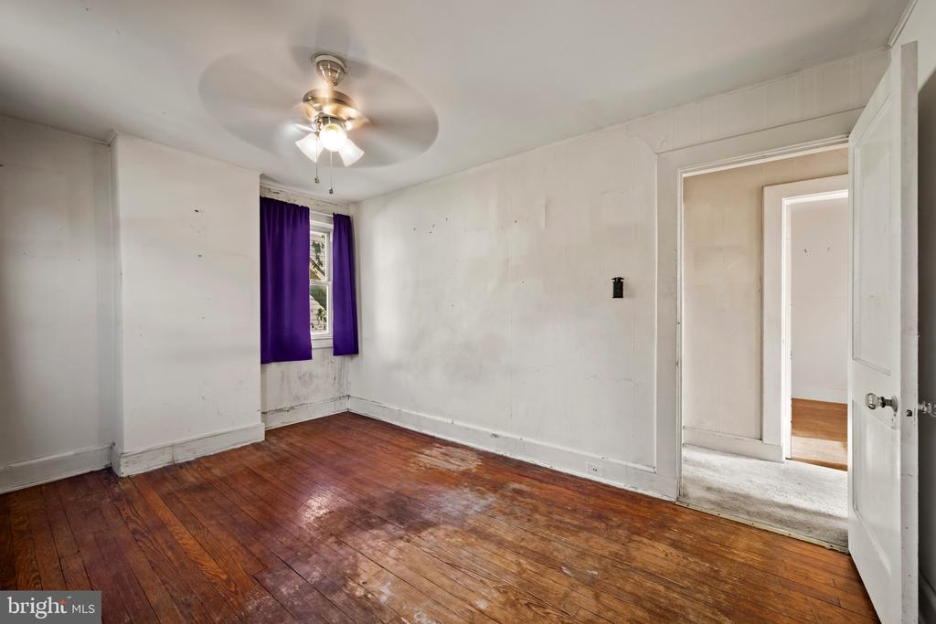27 GLENWOOD AVENUE