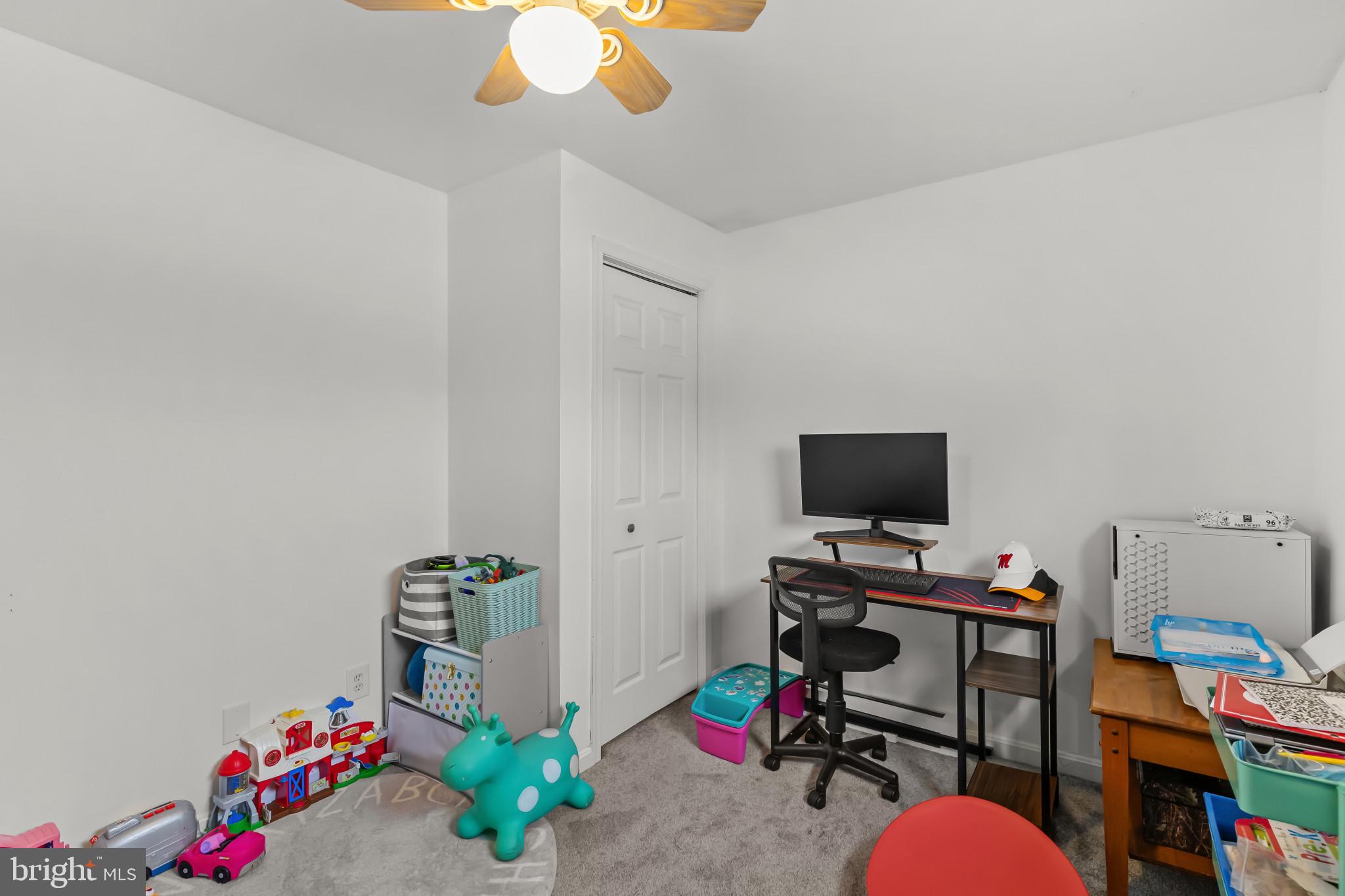 6913 RIVER DRIVE ROAD