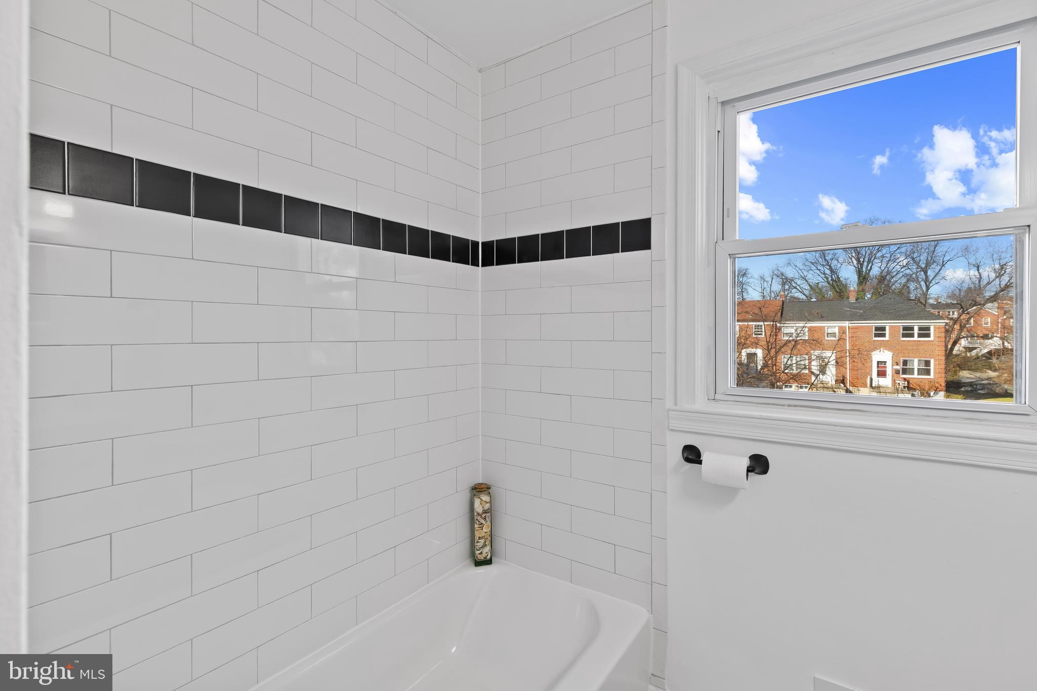 1603 N FOREST PARK AVENUE