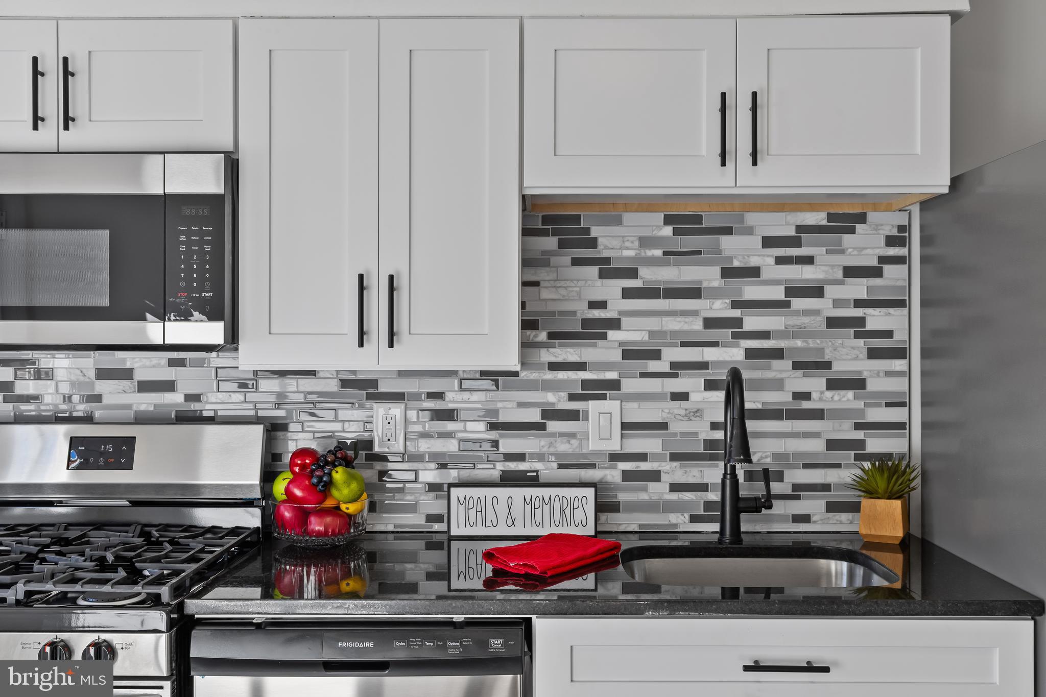 1603 N FOREST PARK AVENUE