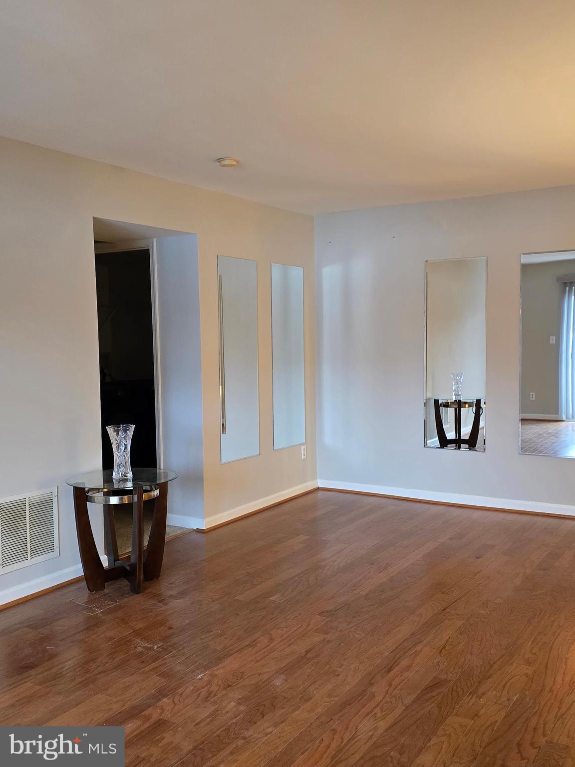 1100 LISADALE CIRCLE 1A