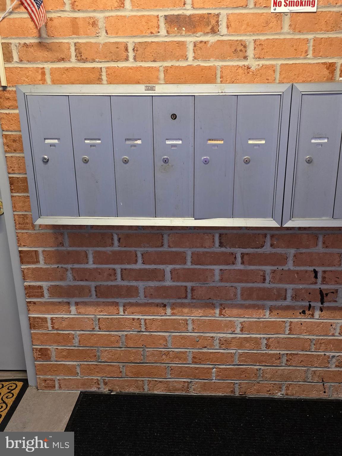 1100 LISADALE CIRCLE 1A