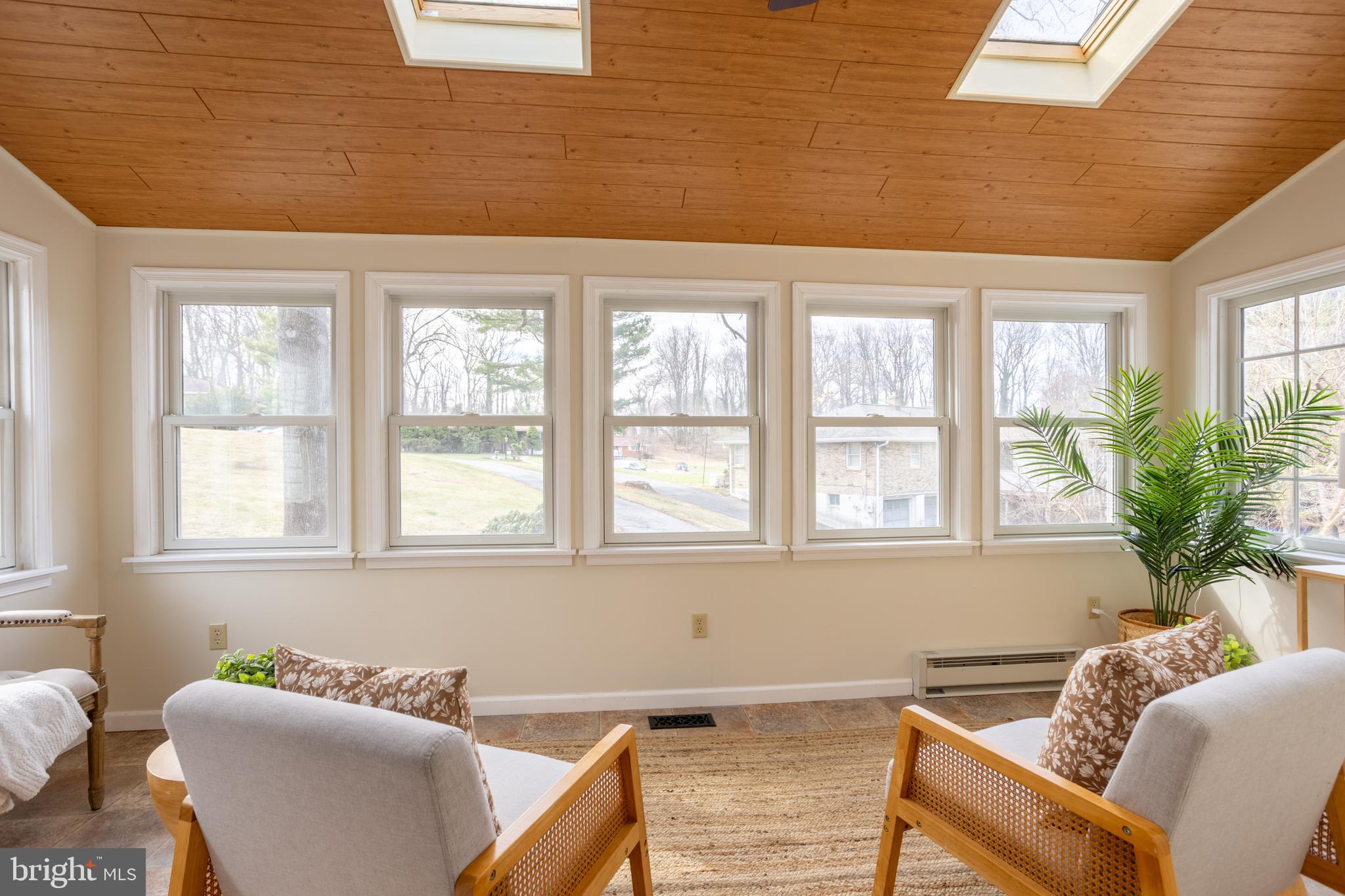 2012 CEDAR CIRCLE DRIVE