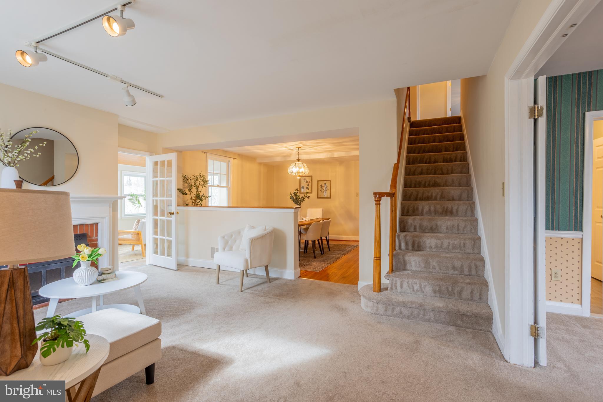 2012 CEDAR CIRCLE DRIVE