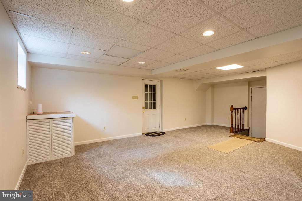 2012 CEDAR CIRCLE DRIVE