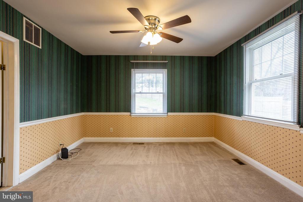 2012 CEDAR CIRCLE DRIVE