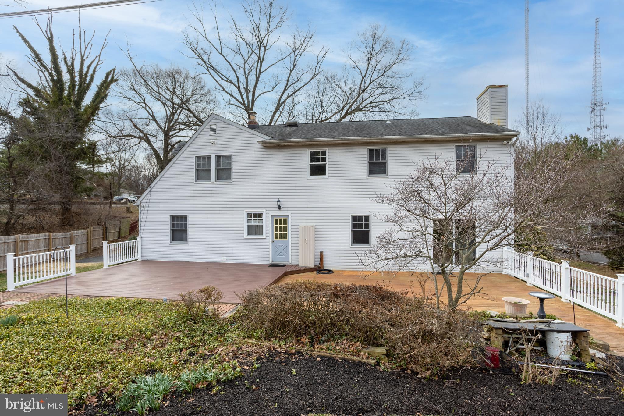 2012 CEDAR CIRCLE DRIVE