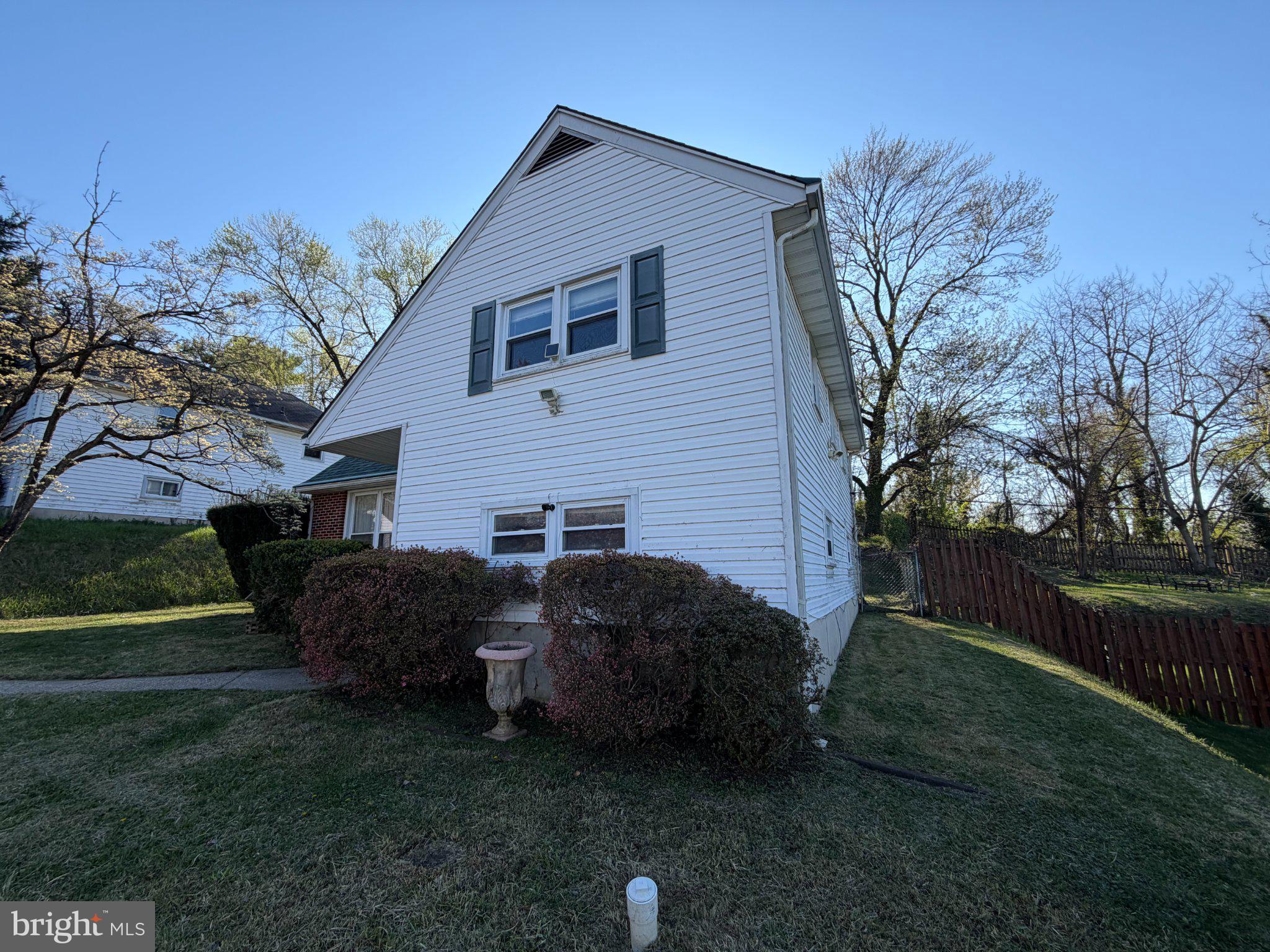 1344 MARTIN DRIVE
