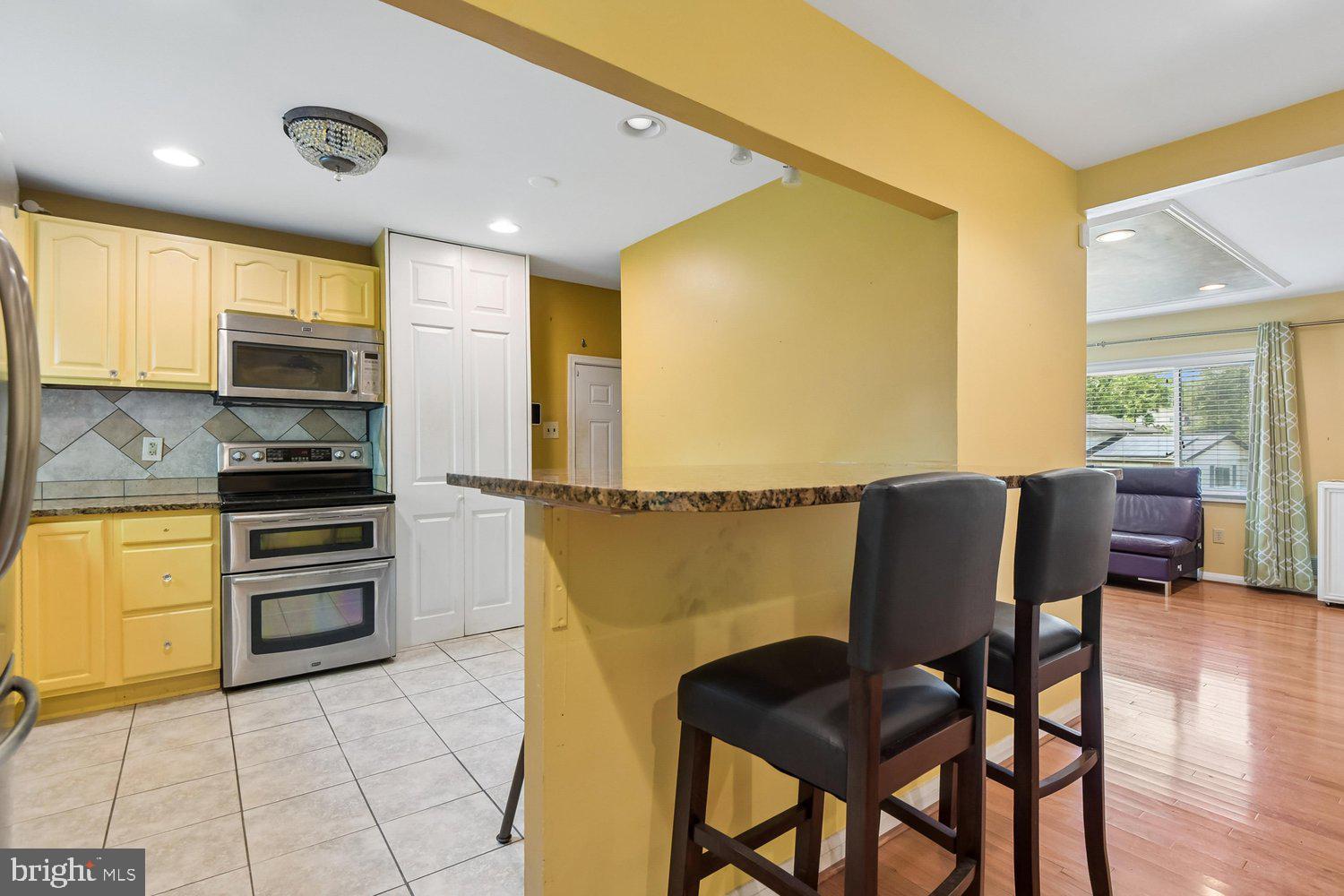 6822 FOX MEADOW ROAD