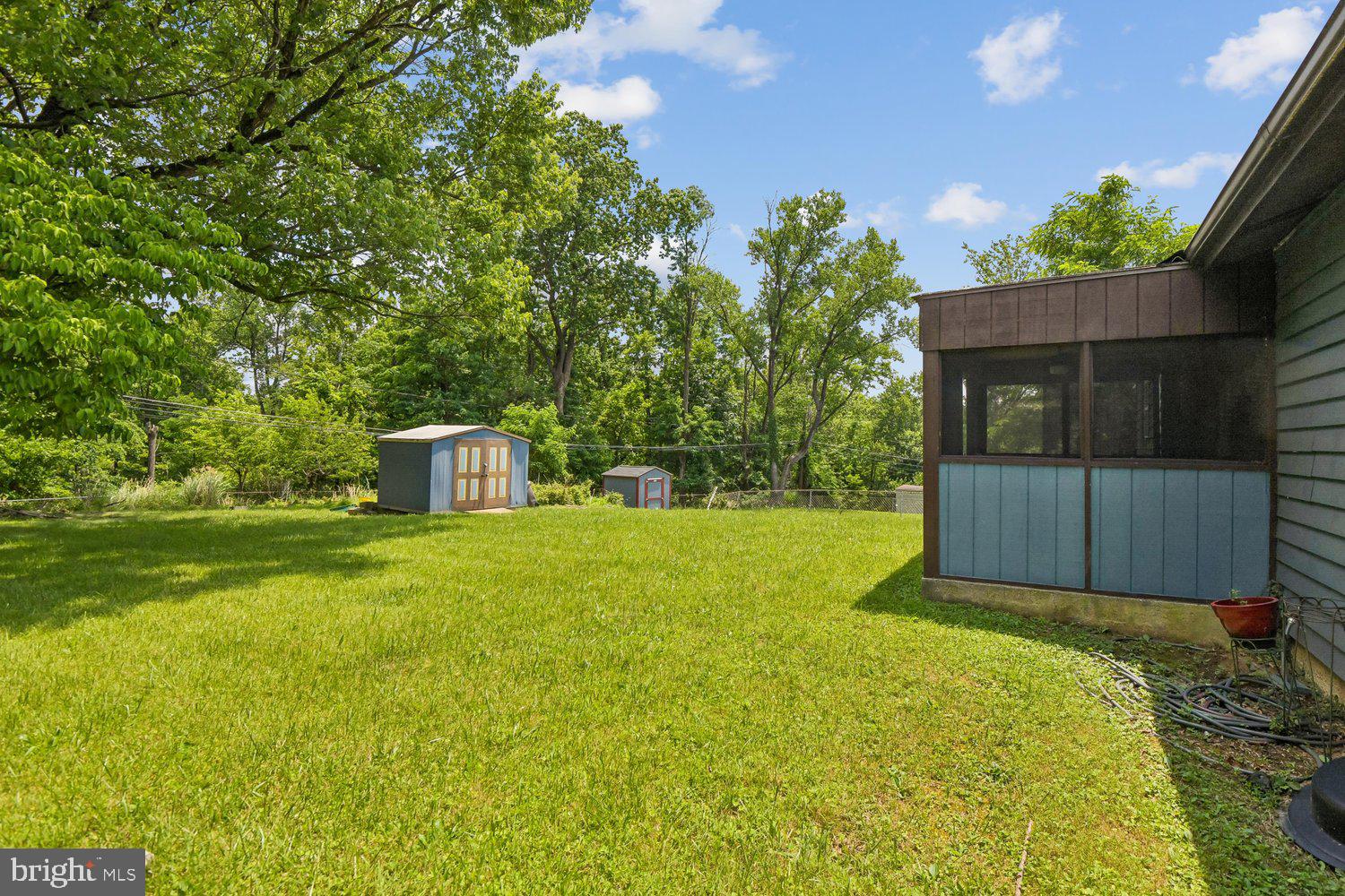 6822 FOX MEADOW ROAD
