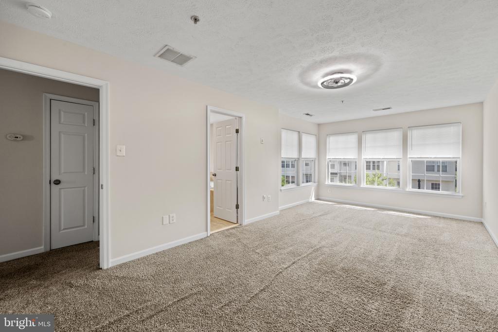9853 DECATUR ROAD