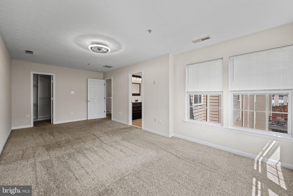 9853 DECATUR ROAD