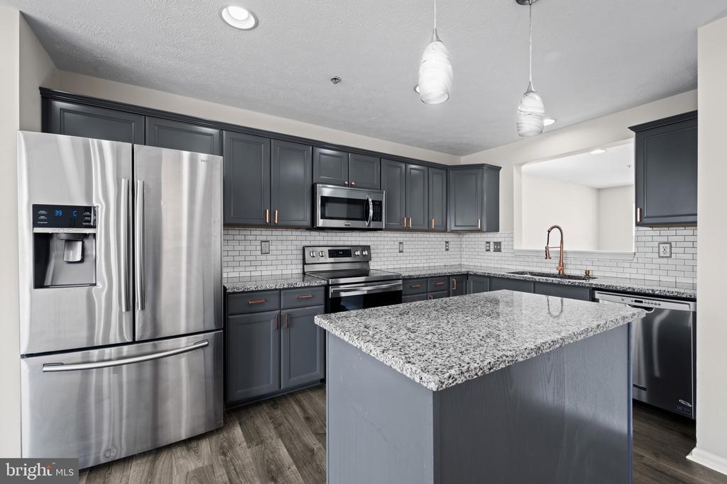 9853 DECATUR ROAD