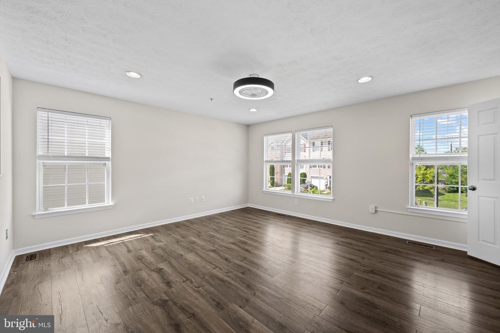 9853 DECATUR ROAD