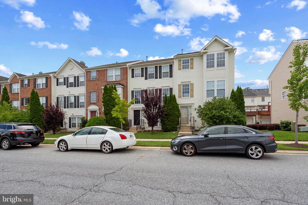 874 LOWE ROAD