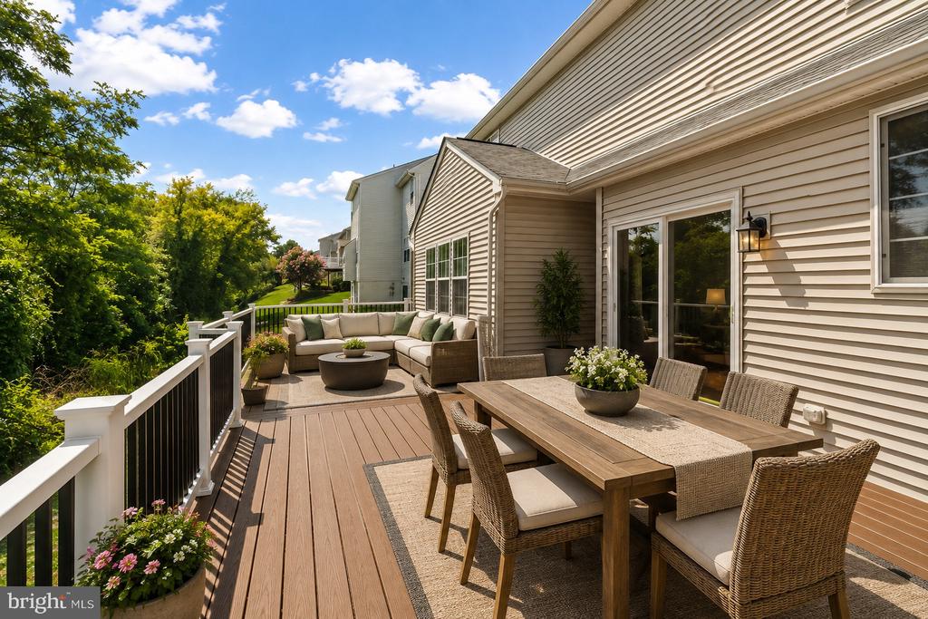 5021 AUTUMN GLOW WAY