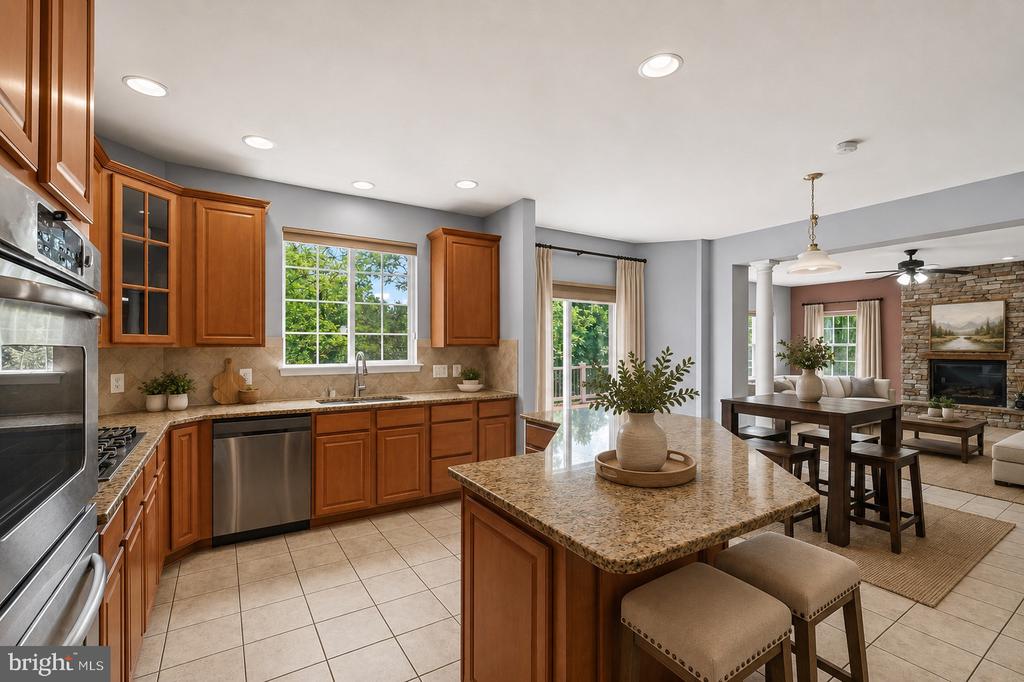 5021 AUTUMN GLOW WAY