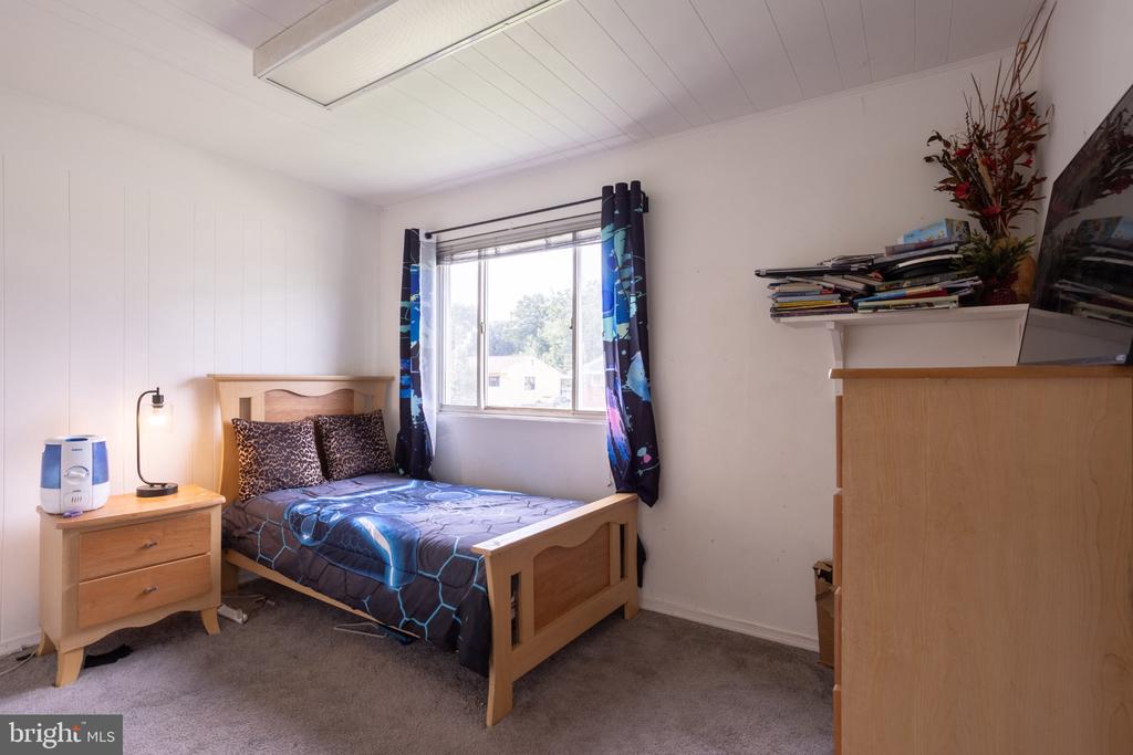 5705 DAYBREAK TERRACE