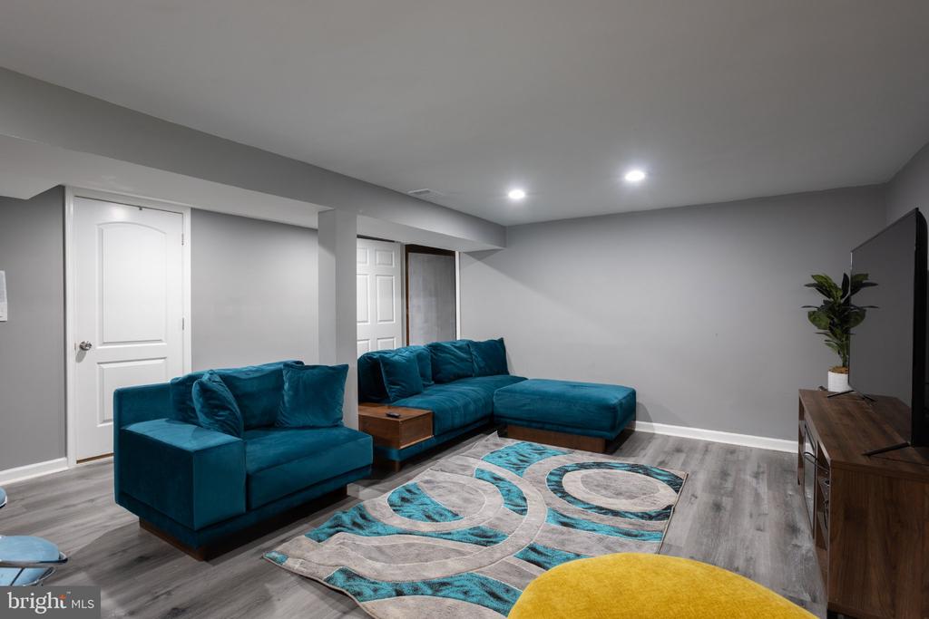 5705 DAYBREAK TERRACE
